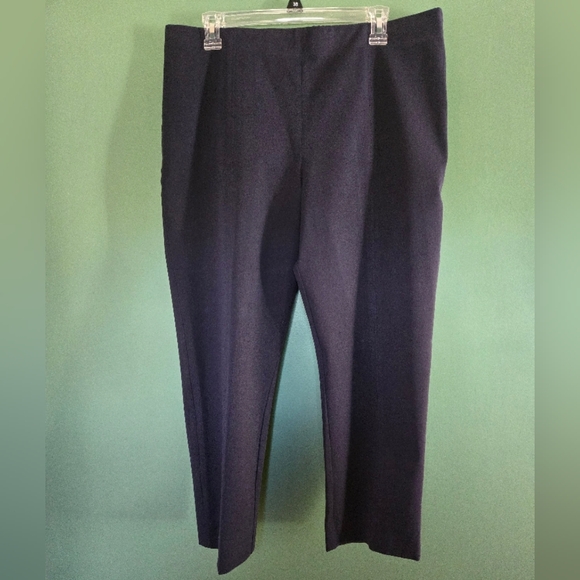 Talbots Pants - Talbot Women's Navy Chatham Crop pants